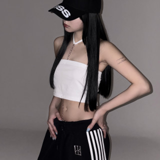 KISS THE CLUB
